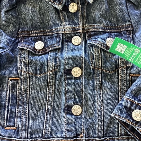 Gap denim jacket for girl. - Picture 2 of 7